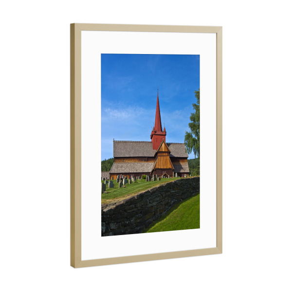 Poster mit Rahmen Gold "Alte Stabkirche in Ringebu" artboxONE - Natur,Reise,Architektur,Reise / Länder