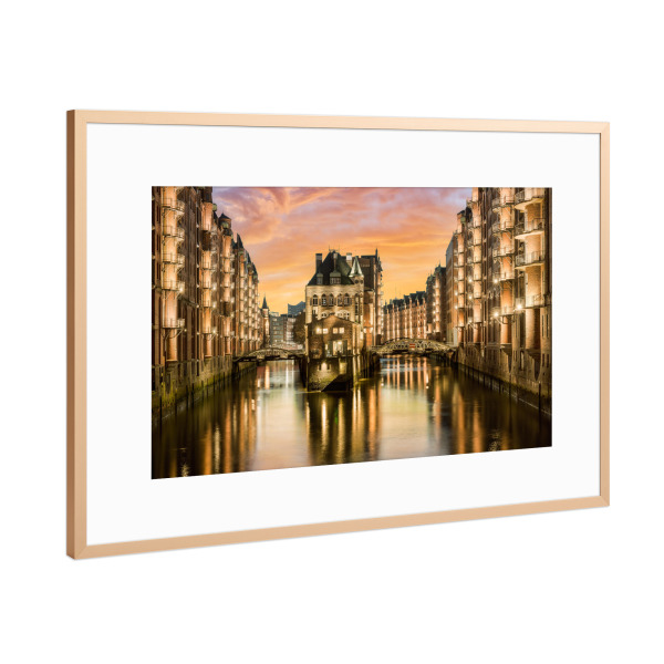 Poster mit Rahmen Kupfer "Wasserschloss in Hamburg" artboxONE - Städte / Hamburg,Reise,Architektur
