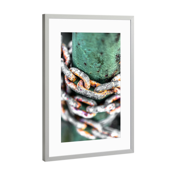 Poster mit Rahmen Silber "Rostige Kette" artboxONE - Abstrakt - Rustikal,Kette,Grün,Maritim,Chain,Rustic,Fest