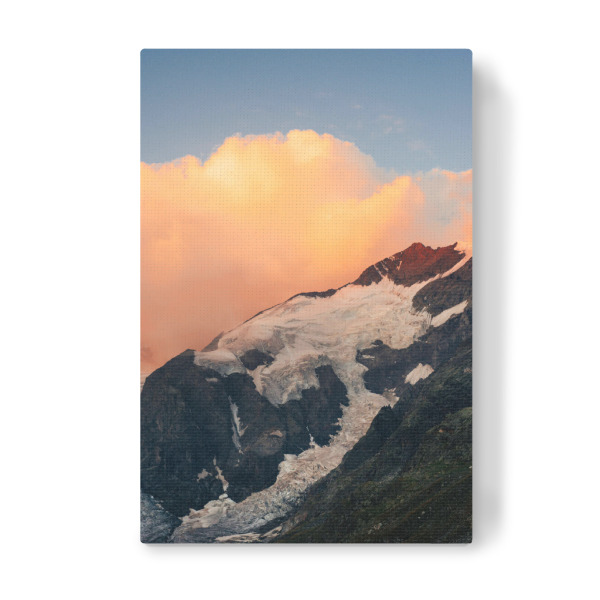 Leinwandbild "Piz Bernina cloud at dawn" artboxONE - Natur
