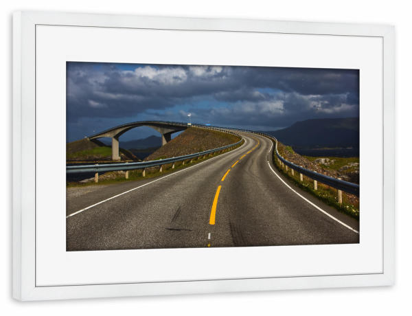 Poster mit Rahmen weiß "Atlantikstraße" artboxONE - Natur,Reise,Reise / Strand und Meer,Reise / Länder