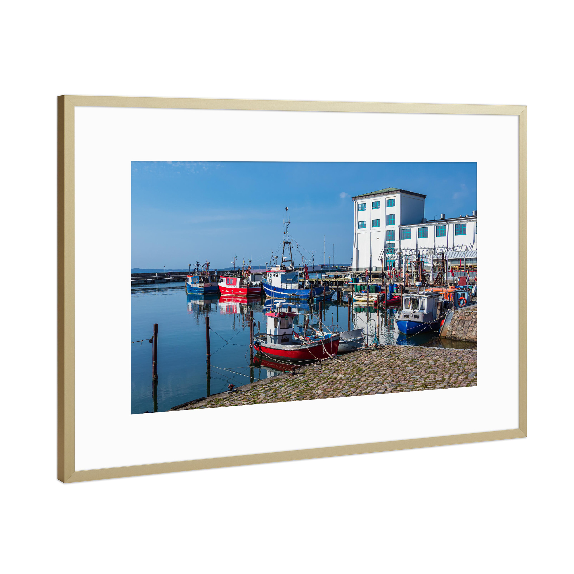 Poster mit Rahmen Gold "Fischerboote in Sassnitz" artboxONE - Natur,Reise,Architektur,Reise / Strand und Meer