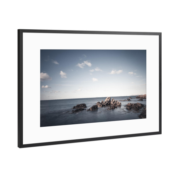 Poster mit Rahmen Schwarz (Metallic) "Simple Seascape" artboxONE - Natur