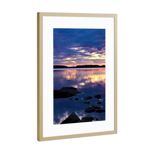 Poster mit Rahmen Gold "Abendstimmung am See Lentua" artboxONE - Natur,Reise,Reise / Länder