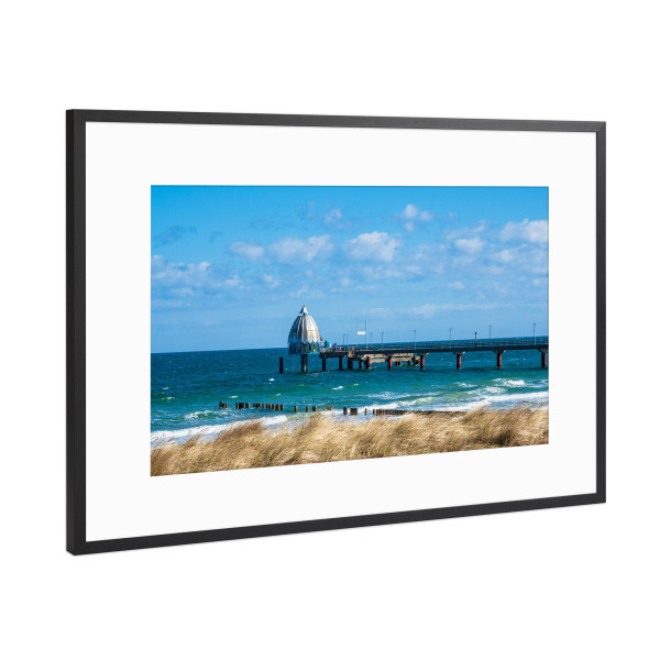 Poster mit Rahmen Schwarz (Metallic) "Düne und Seebrücke" artboxONE - Natur,Reise,Architektur,Reise / Strand und Meer