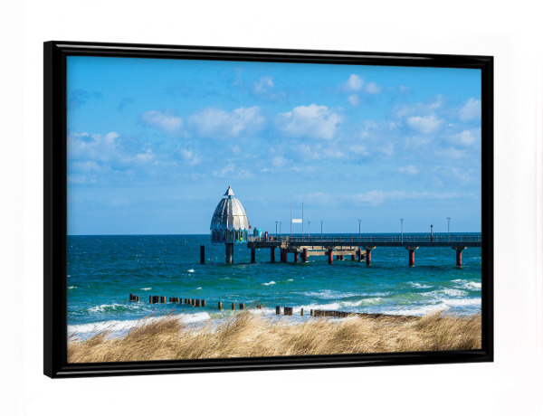 Poster mit schwarzem Rahmen "Düne und Seebrücke" artboxONE - Natur,Reise,Architektur,Reise / Strand und Meer