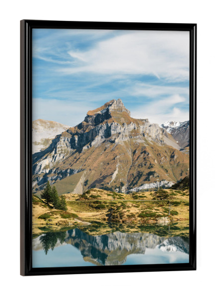 Poster mit schwarzem Rahmen "Trüebsee mountain reflection" artboxONE - Natur,Reise,Reise / Länder