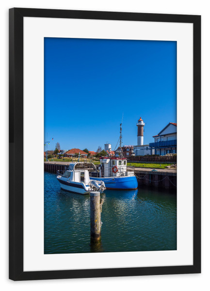 Poster mit Rahmen schwarz "Fischerboote in Timmendorf" artboxONE - Natur,Reise,Architektur,Reise / Strand und Meer
