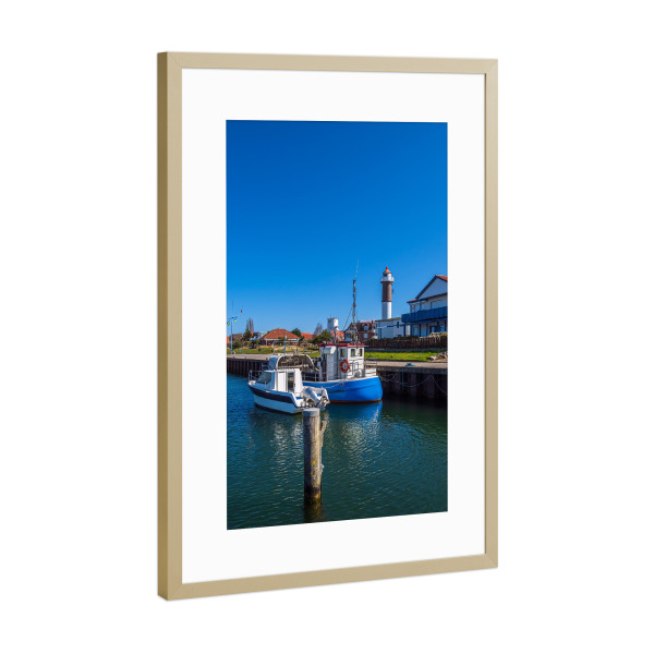 Poster mit Rahmen Gold "Fischerboote in Timmendorf" artboxONE - Natur,Reise,Architektur,Reise / Strand und Meer
