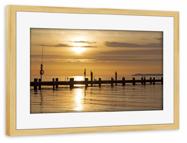 Poster mit Rahmen kiefer "Früh morgens in Travemünde" artboxONE - Natur,Reise / Strand und Meer,Reise / Länder