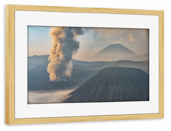 Poster mit Rahmen kiefer "Active Volcano" artboxONE - Natur,Reise,Reise / Asien,Reise / Länder