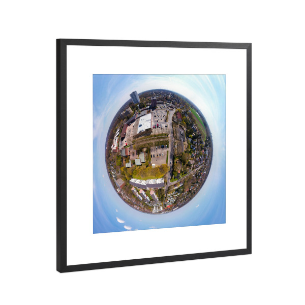 Poster mit Rahmen Schwarz (Metallic) "Reinbek - EKZ Am Ladenzentrum; low" artboxONE - Städte,Reise,Architektur,Reise / Länder