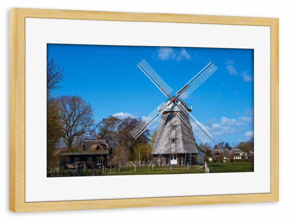 Poster mit Rahmen kiefer "Historische Windmühle" artboxONE - Natur,Reise,Architektur