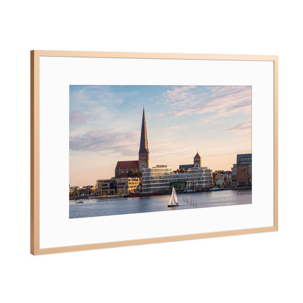 Poster mit Rahmen Kupfer "Segelboot und Kirchen" artboxONE - Reise,Architektur,Städte / Weitere