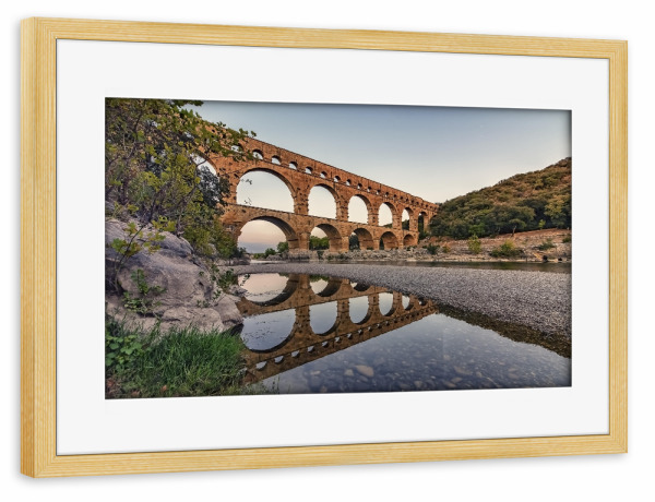 Poster mit Rahmen kiefer "Pont Du Gard" artboxONE - Städte,Reise,Architektur,Reise / Länder,Städte / Weitere