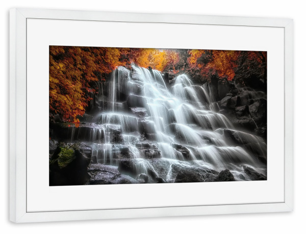 Poster mit Rahmen weiß "Waterfall in autumn" artboxONE - Natur,Reise,Reise / Asien,Reise / Länder