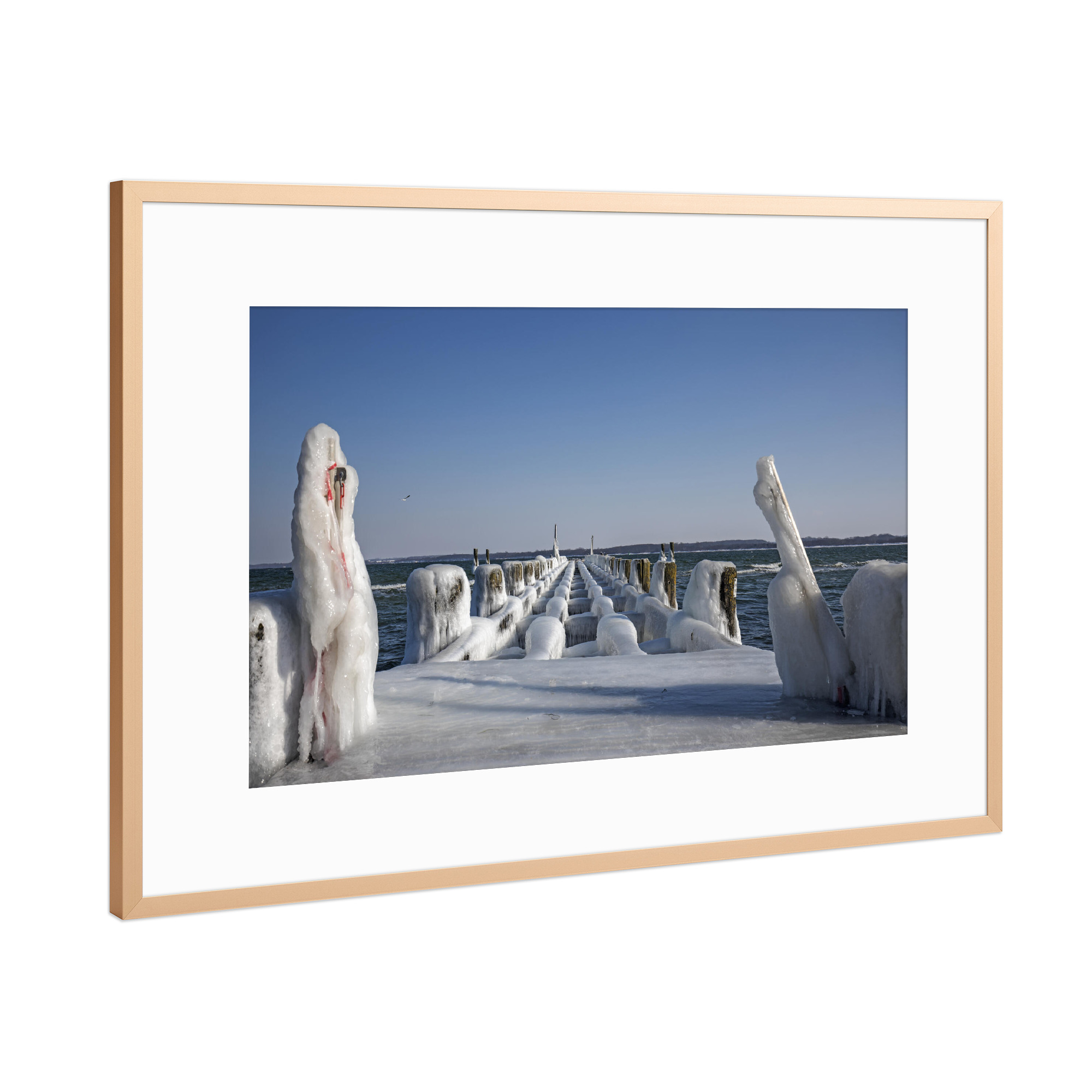 Poster mit Rahmen Kupfer "Ein Wintertag in Travemünde" artboxONE - Natur,Reise / Strand und Meer,Reise / Länder
