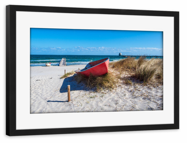 Poster mit Rahmen schwarz "Fischerboote, Steg und Seebrücke" artboxONE - Natur,Reise,Architektur,Reise / Strand und Meer