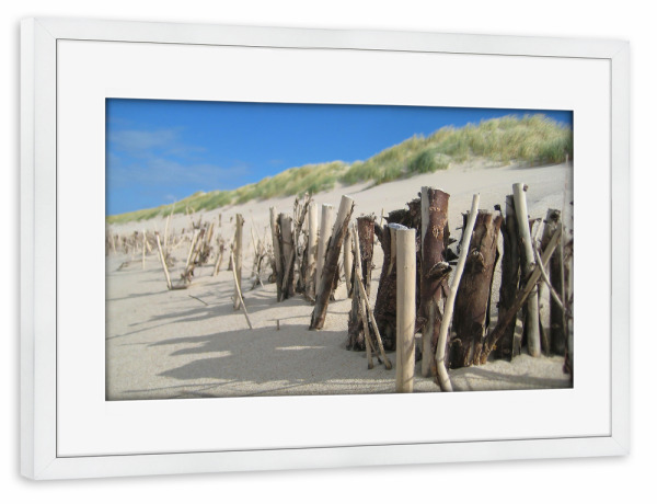 Poster mit Rahmen weiß "Strandbefestigung" artboxONE - Natur,Reise,Reise / Strand und Meer