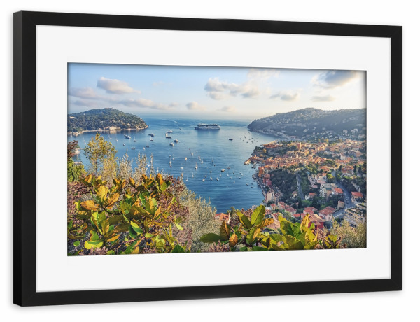 Poster mit Rahmen schwarz "Villefranche Bay" artboxONE - Städte,Reise,Architektur,Reise / Strand und Meer,Reise / Länder