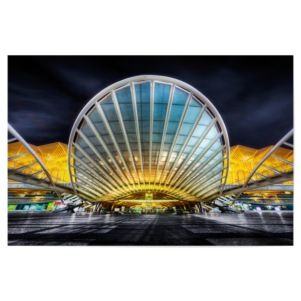 Poster "Bahnhof Oriente" artboxONE - Reise,Architektur - Nacht,Lissabon,Liboa,Bahnhoforiente,Weitwinkel,Architektur,Architecture,Gebäude,Night