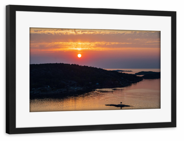 Poster mit Rahmen schwarz "Schären im Sonnenuntergang" artboxONE - Natur,Reise,Reise / Strand und Meer,Reise / Länder