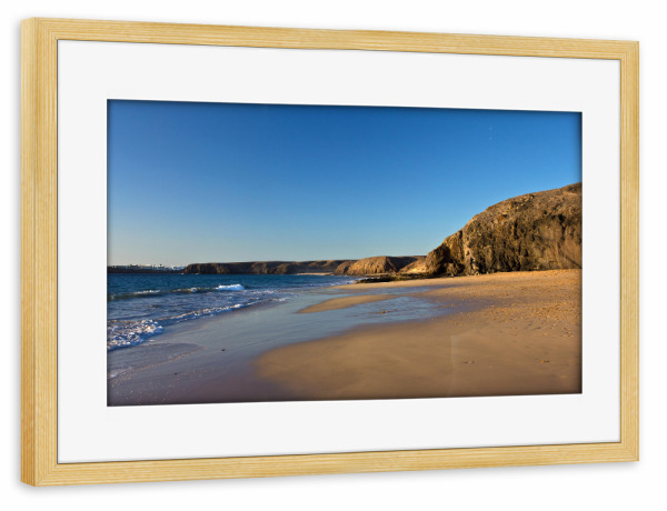 Poster mit Rahmen kiefer "Playa Mujeres auf Lanzarote" artboxONE - Natur,Reise,Reise / Strand und Meer,Reise / Länder
