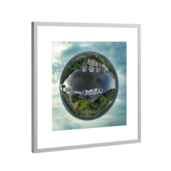 Poster mit Rahmen Silber "Sportboothäfen Tatenberg Hamburg" artboxONE - Städte,Städte / Hamburg,Natur,Reise,Reise / Länder