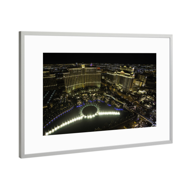 Poster mit Rahmen Silber "Vegas bei Nacht" artboxONE - Reise,Architektur,Reise / Länder,Städte / Las Vegas