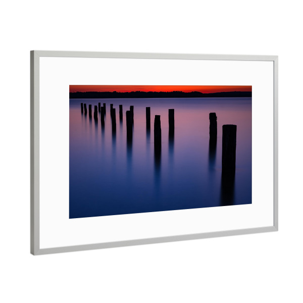 Poster mit Rahmen Silber "Farbenspiel am Starnberger See" artboxONE - Natur