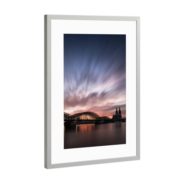 Poster mit Rahmen Silber "Köln am Rhein" artboxONE - Städte / Köln,Architektur