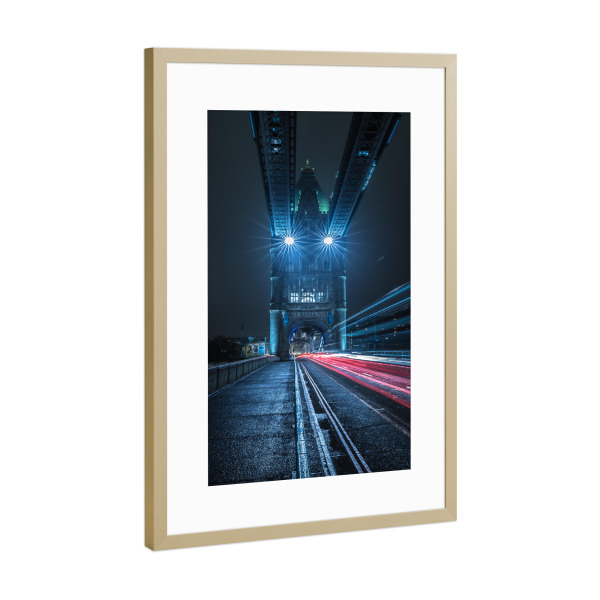 Poster mit Rahmen Gold "London at night" artboxONE - Städte,Städte / London,Architektur