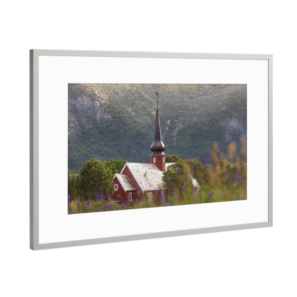 Poster mit Rahmen Silber "Flakstad Church" artboxONE - Reise,Architektur