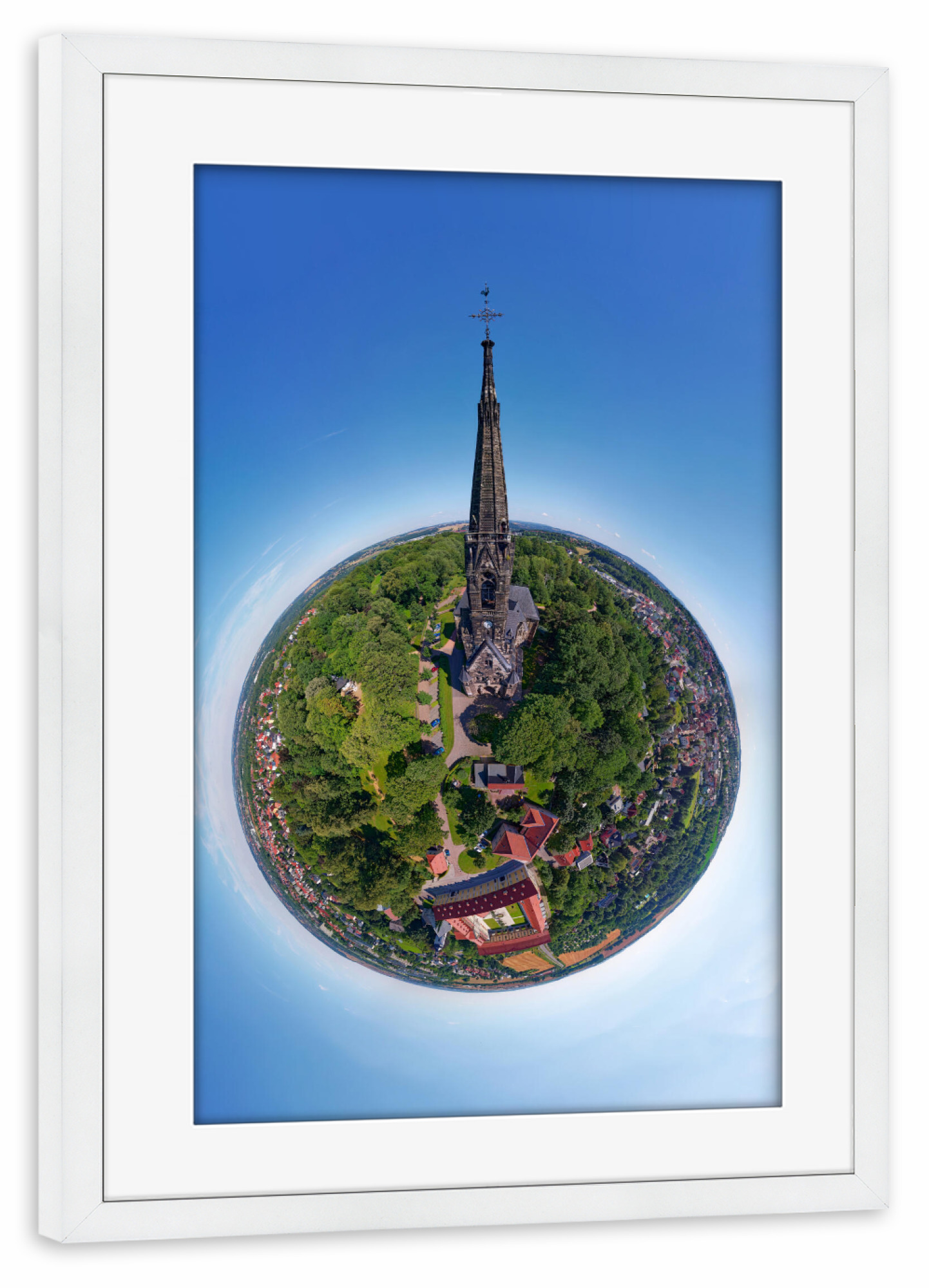 Poster mit Rahmen weiß "Lukaskirche in Zwickau - Westseite" artboxONE - Städte,Reise,Architektur,Reise / Länder,Städte / Weitere