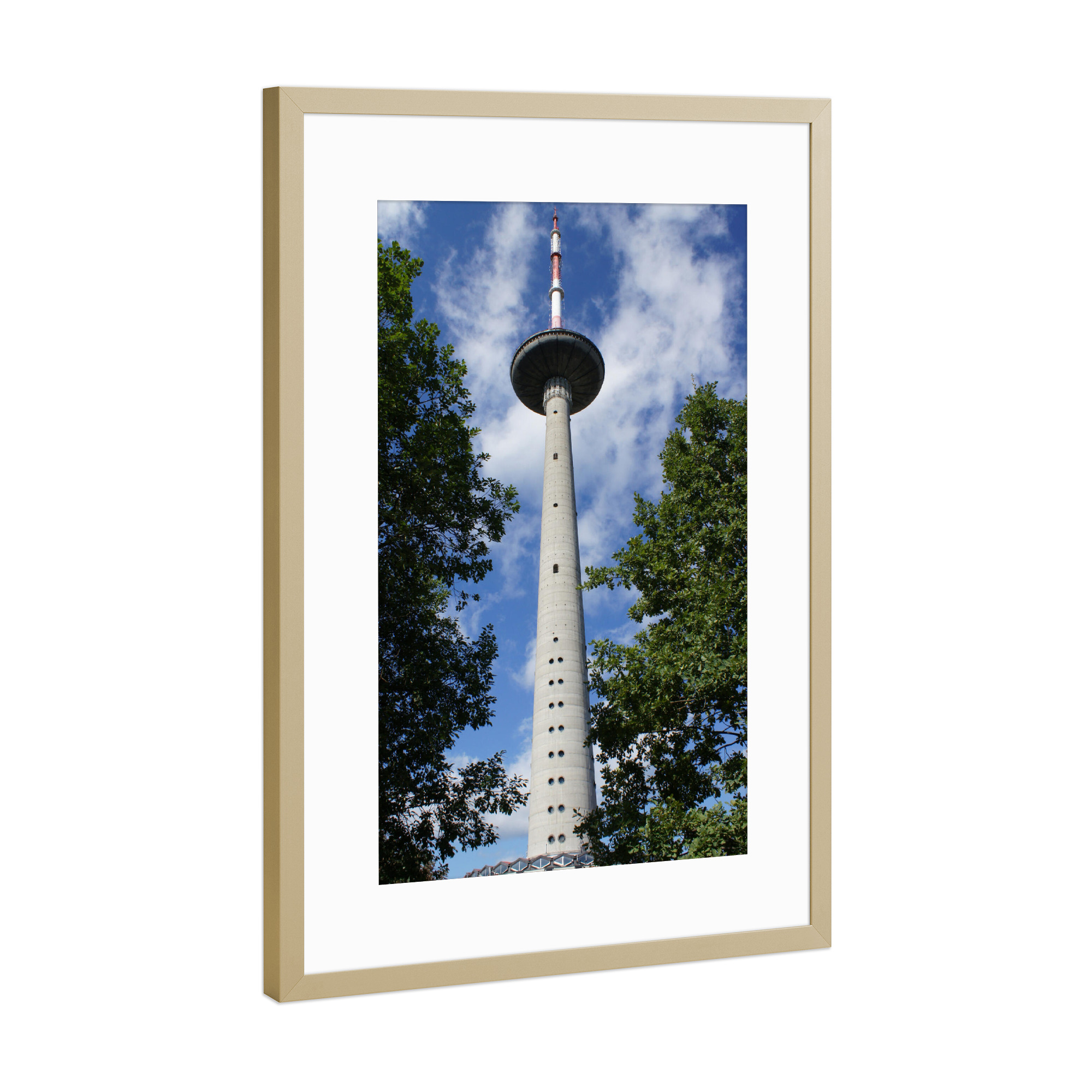 Poster mit Rahmen Gold "Litauen - Fernsehturm Vilnius" artboxONE - Städte,Reise,Architektur,Reise / Länder,Städte / Weitere