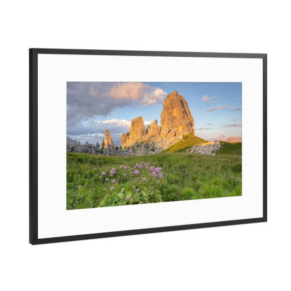 Poster mit Rahmen Schwarz (Metallic) "Cinque Torri in den Dolomiten" artboxONE - Natur,Reise,Reise / Länder