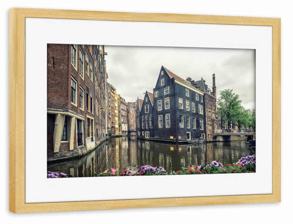 Poster mit Rahmen kiefer "Amsterdam Corner" artboxONE - Städte,Reise,Architektur,Reise / Länder,Städte / Amsterdam