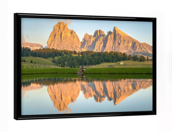 Poster mit schwarzem Rahmen "Alpenglühen Seiser Alm" artboxONE - Natur,Reise,Reise / Länder