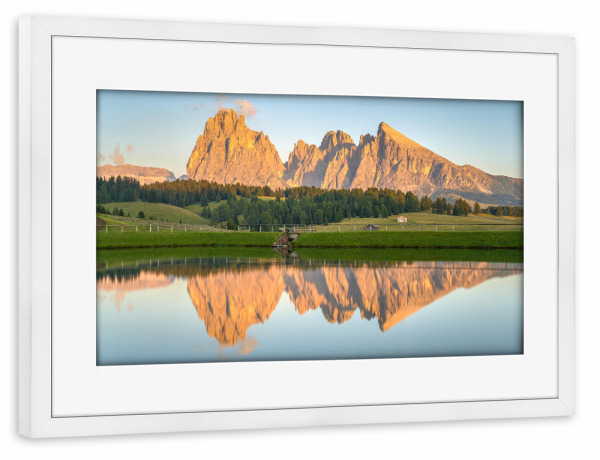 Poster mit Rahmen weiß "Alpenglühen Seiser Alm" artboxONE - Natur,Reise,Reise / Länder