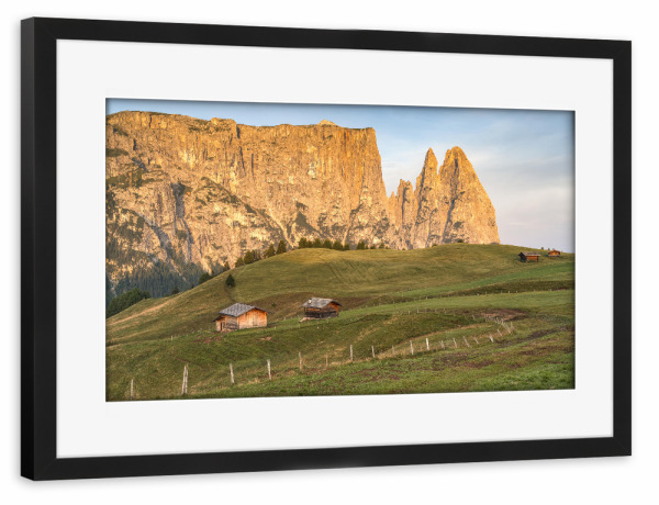 Poster mit Rahmen schwarz "Schlern Seiser Alm Südtirol" artboxONE - Natur,Reise,Reise / Länder