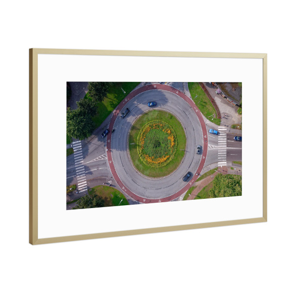 Poster mit Rahmen Gold "Lübeck - Kreisel am Mühlentor" artboxONE - Städte,Reise,Architektur,Reise / Länder,Städte / Weitere