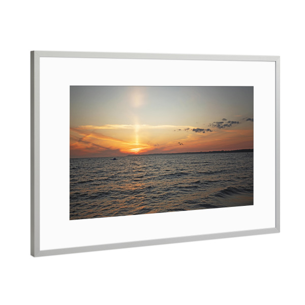 Poster mit Rahmen Silber "Sonnenaufgang in Travemünde" artboxONE - Natur,Reise,Reise / Strand und Meer