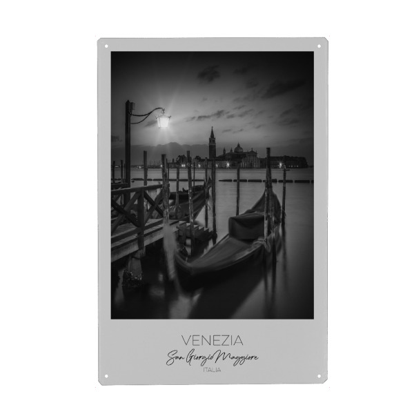 Holzbild "Im Fokus: Venedig bei Nacht" artboxONE - Schwarzweiß,Städte / Venedig