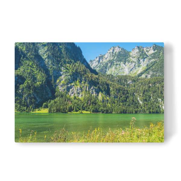Leinwandbild "Gras, See und Berge" artboxONE - Natur,Reise