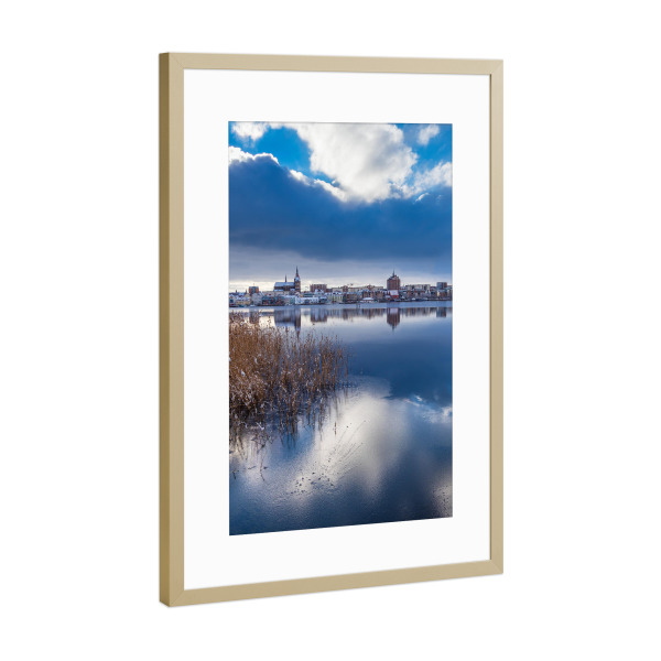 Poster mit Rahmen Gold "Schilf, Wasser und Häuser" artboxONE - Natur,Reise,Architektur,Städte / Weitere