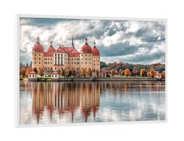 Poster mit weißem Rahmen "Schloss Moritzburg im Herbst" artboxONE - Reise,Architektur,Städte / Dresden