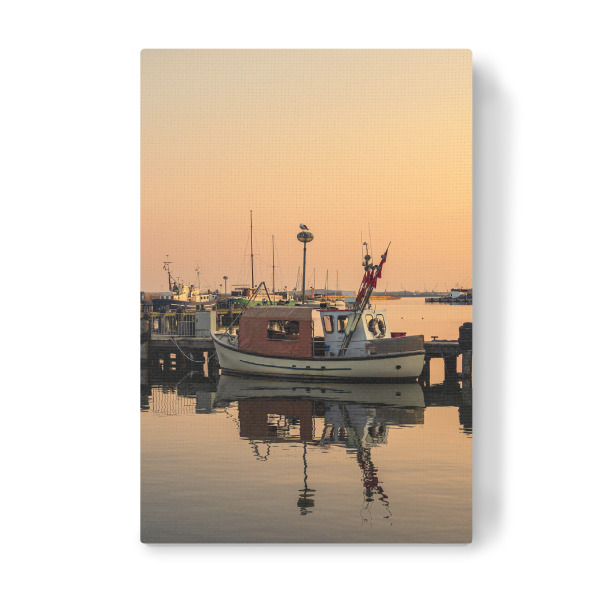 Leinwandbild "Fischerboot im Hafen von Sassnitz" artboxONE - Natur,Reise,Reise / Strand und Meer