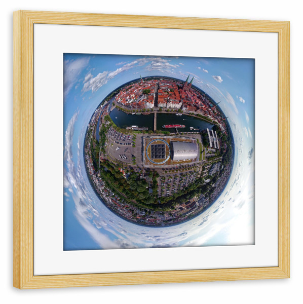Poster mit Rahmen kiefer "Lübeck - MuK von oben" artboxONE - Städte,Reise,Architektur,Reise / Länder,Städte / Weitere