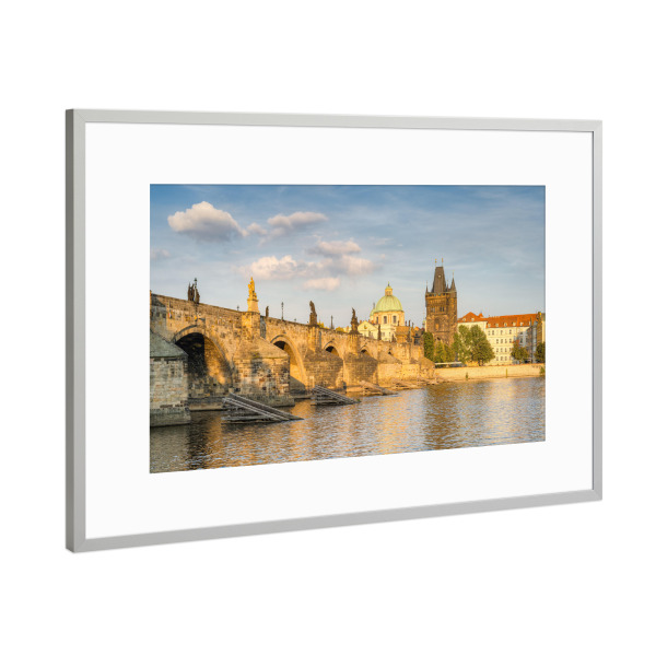 Poster mit Rahmen Silber "Abendsonne in Prag" artboxONE - Reise,Reise / Länder,Städte / Prag