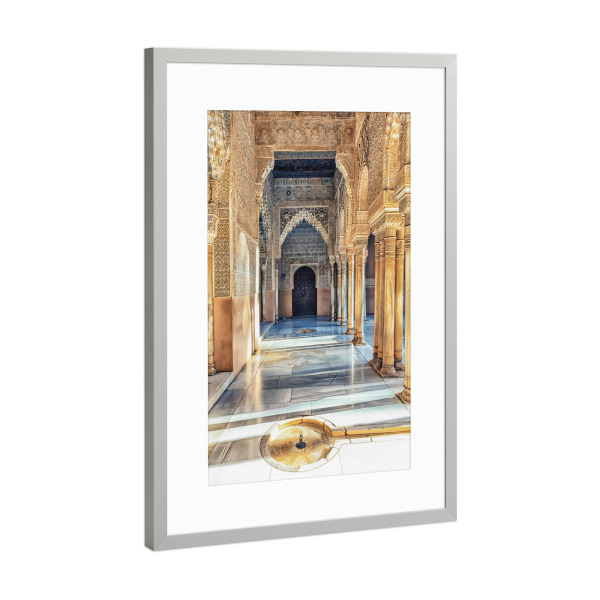 Poster mit Rahmen Silber "Alhambra Corridor" artboxONE - Städte,Reise,Architektur,Reise / Länder,Städte / Weitere